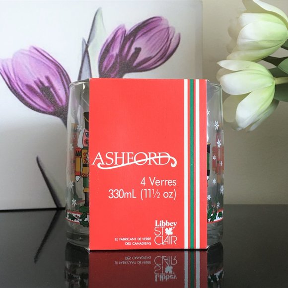 Vintage Libbey Nutcracker Christmas Glasses - Picture 3 of 9